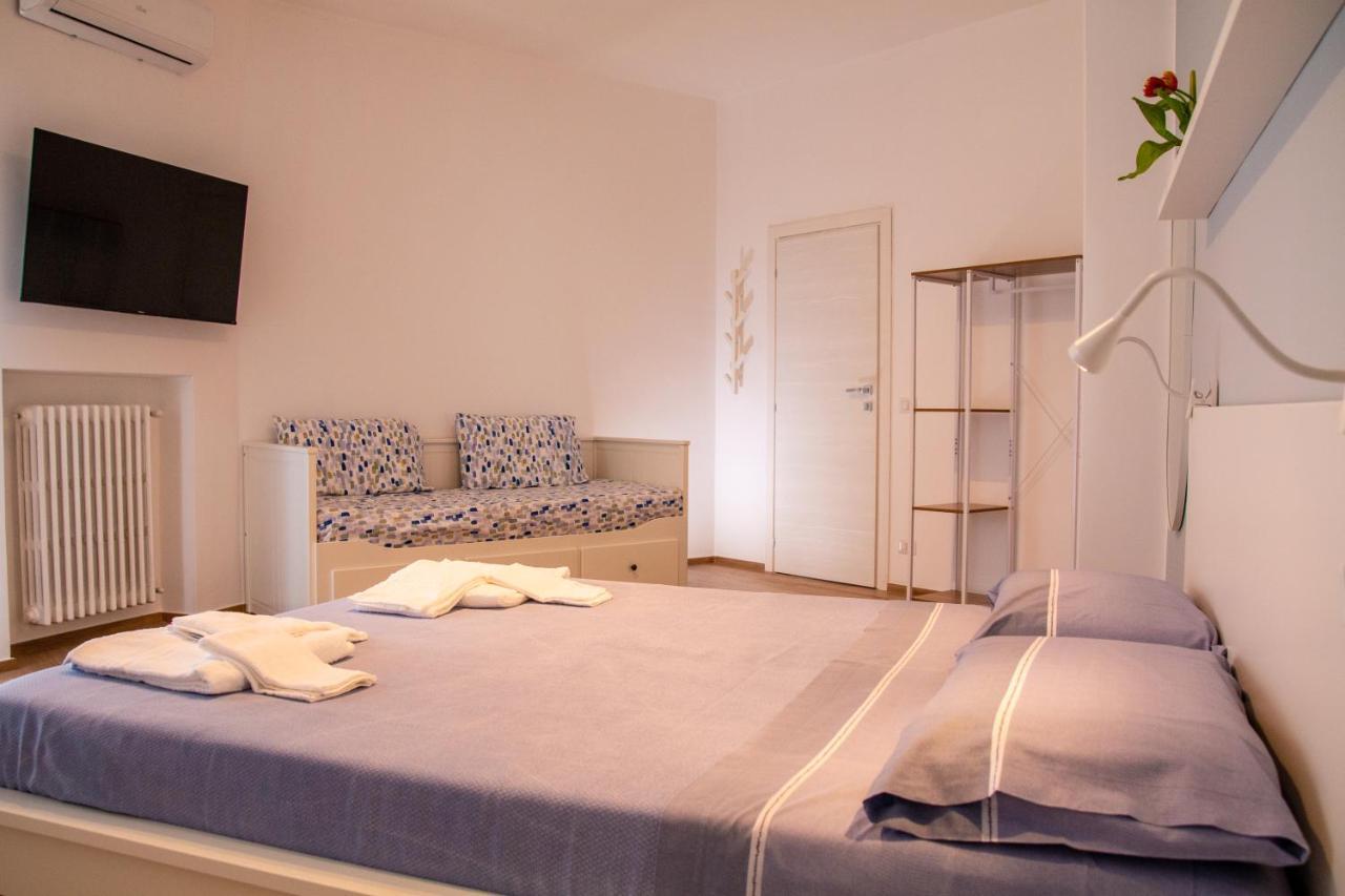 Fara1 Guesthouse Бари Экстерьер фото